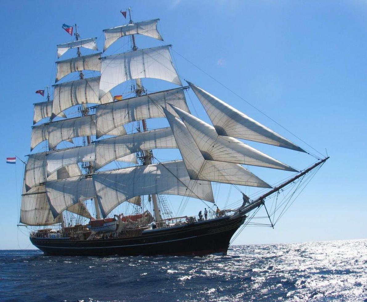 clipper-stad.jpg fotografía de velero tipo clipper de mediados del siglo XIX